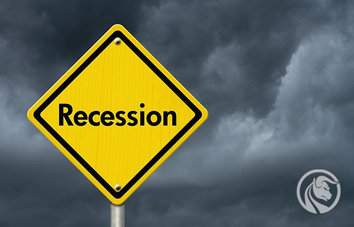 Prawdziwym zabójcą akcji jest recesja, a nie inflacja