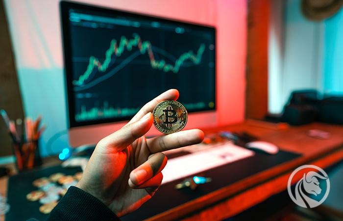 Napięcia geopolityczne zapętlają spiralę kryptowalut