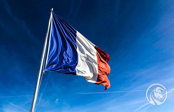 Wybory we Francji a kurs złotego, euro i dolara. Zmienność może być bardzo duża