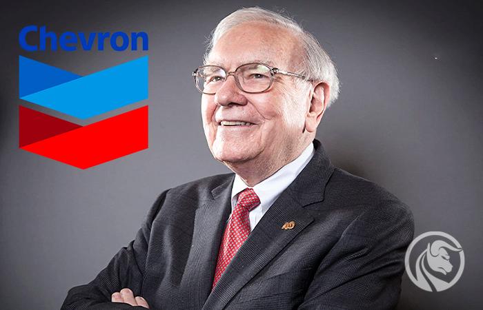 Dlaczego Buffett kupił akcje Chevron i jak na tym wyszedł?