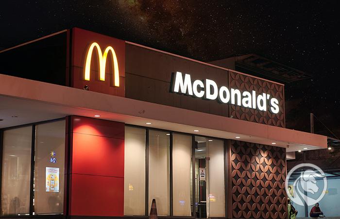 My kupujemy Kanapki Drwala, a akcje McDonald’s rosną?