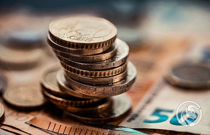 Przedświąteczna korekta na złotym. Kurs euro powyżej 4,34