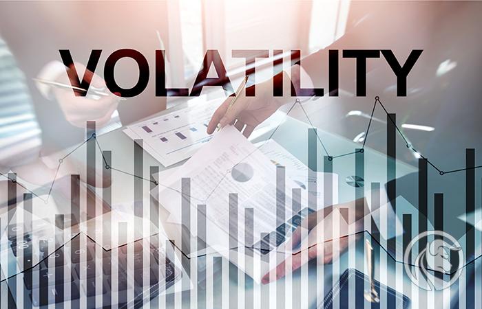 Oczekiwana zmienność przed wyborami w USA. Jakie poziomy rynek może szacować dla SPX, złota czy EURUSD?