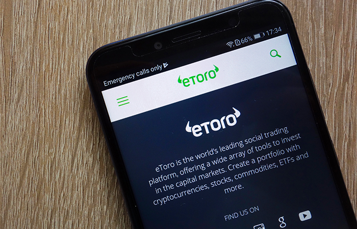 eToro wprowadza portfele inwestycyjne typu „target-date” we współpracy z Franklin Templeton