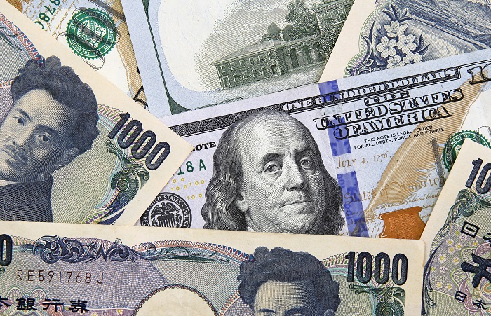 W geopolityce bez zmian… dolar amerykański dalej na prowadzeniu!