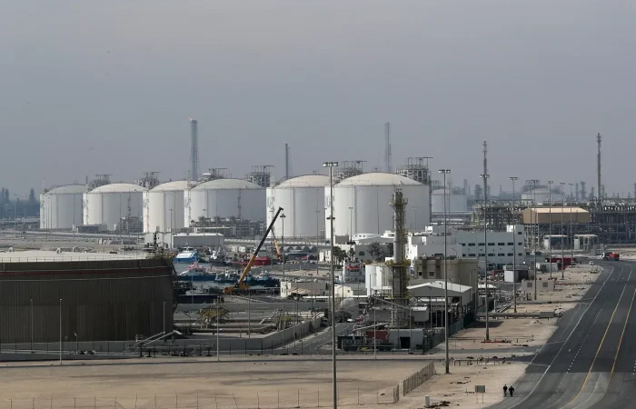 Iran uderzył w Ras Laffan, największy terminal LNG świata. Katar mówi o „rozległych zniszczeniach”