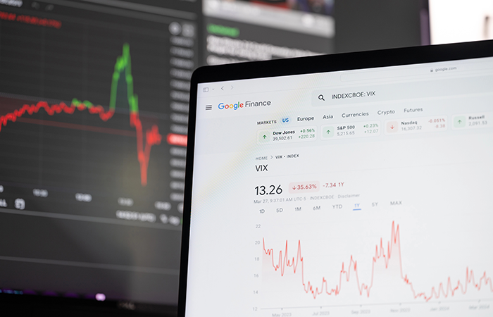 Matematyka strachu na Wall Street. Dlaczego rekordy S&P 500 maskują erozję portfeli?