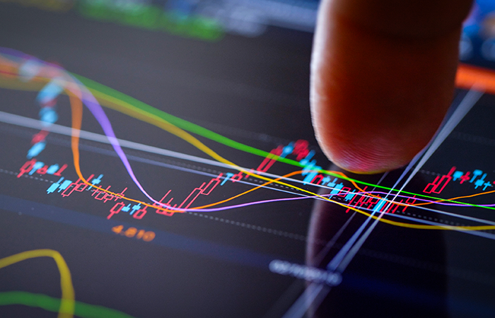 Dispersion Trading: Jak zarabiać na zmienności i korelacji indeksów?